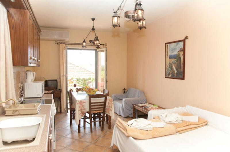 לואורדטה Liocharis Apartments מראה חיצוני תמונה